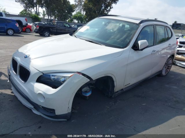 Photo 1 VIN: WBAVM1C56FV499029 - BMW X1 