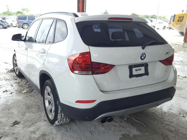 Photo 2 VIN: WBAVM1C56FVW58163 - BMW X1 