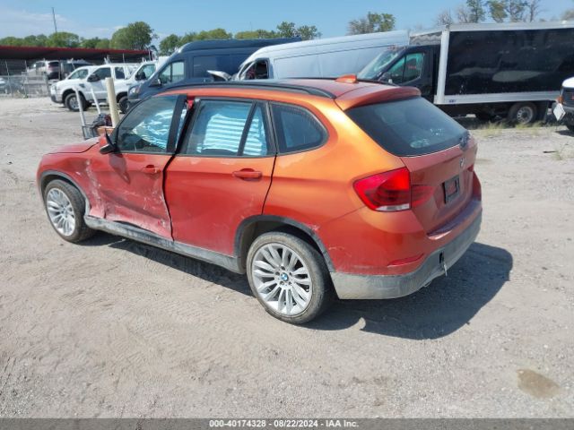 Photo 2 VIN: WBAVM1C57FV314440 - BMW X1 