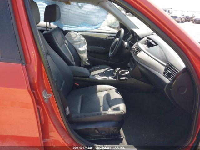 Photo 4 VIN: WBAVM1C57FV314440 - BMW X1 