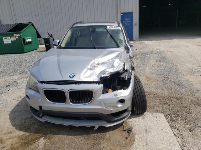 Photo 4 VIN: WBAVM1C57FV314843 - BMW X1 