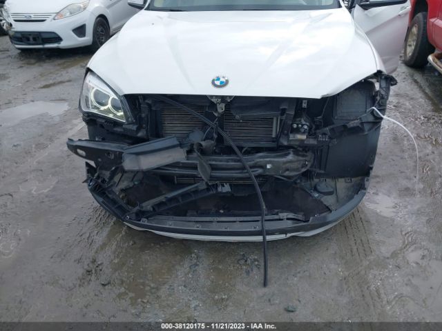 Photo 5 VIN: WBAVM1C57FV498200 - BMW X1 