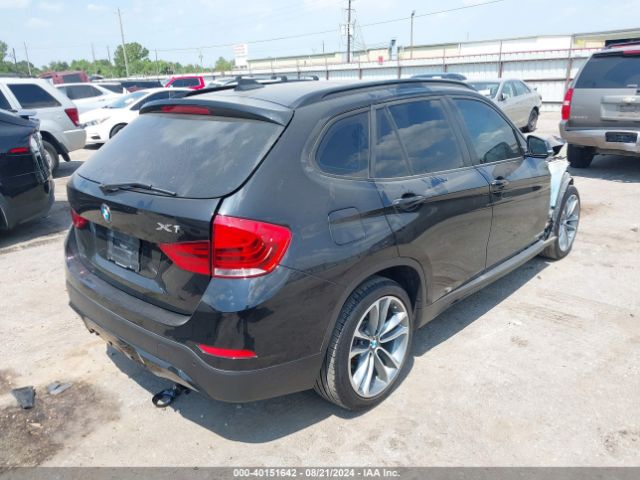 Photo 3 VIN: WBAVM1C57FV498214 - BMW X1 