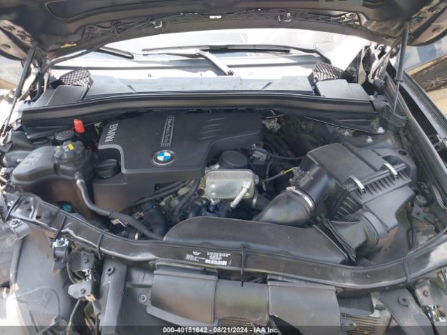 Photo 9 VIN: WBAVM1C57FV498214 - BMW X1 