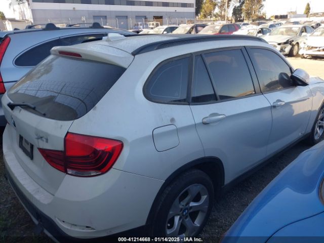 Photo 3 VIN: WBAVM1C57FVW57099 - BMW X1 