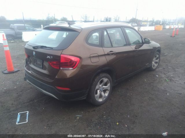 Photo 3 VIN: WBAVM1C58EVW47843 - BMW X1 