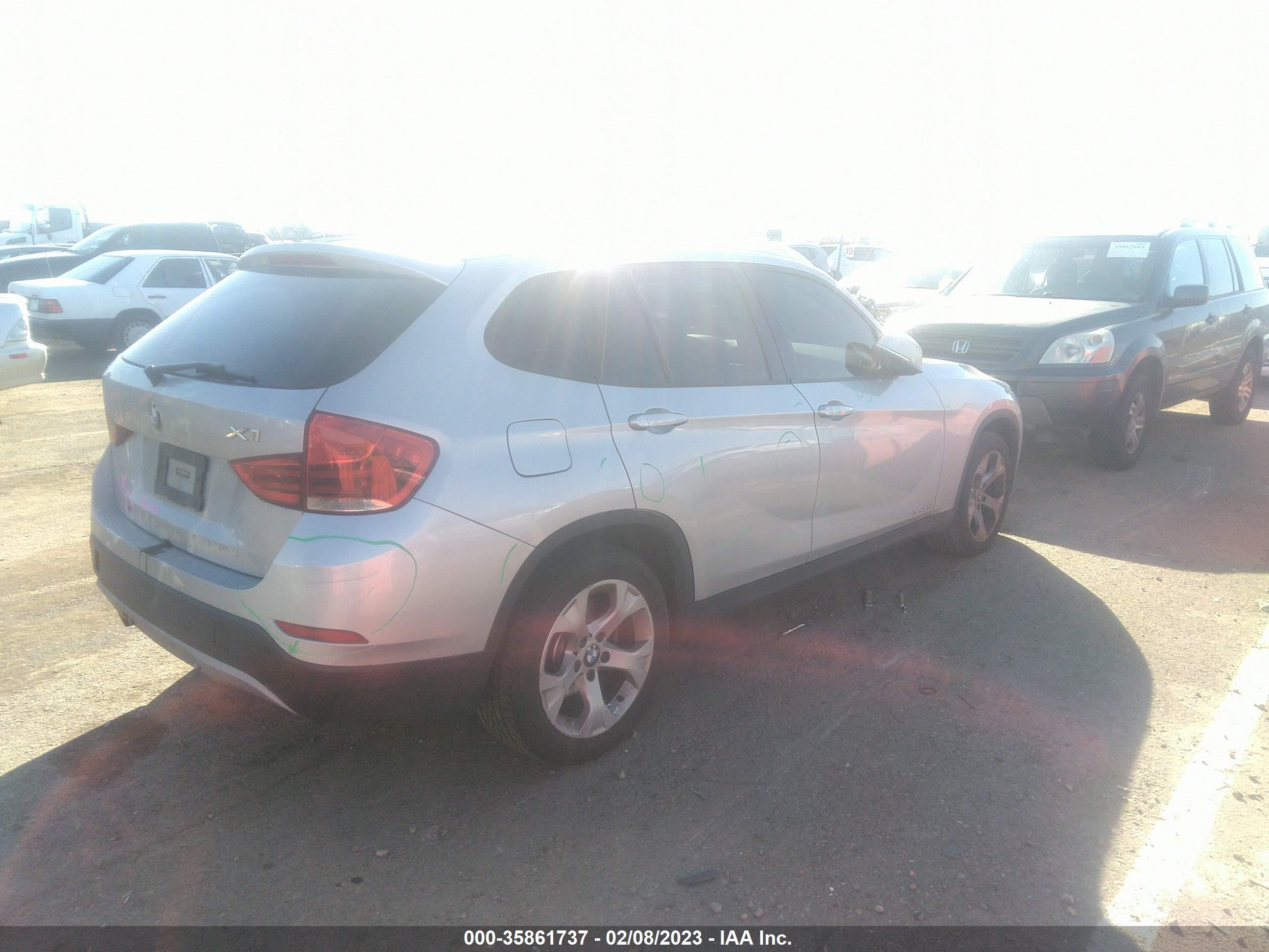 Photo 3 VIN: WBAVM1C58FV315743 - BMW X1 