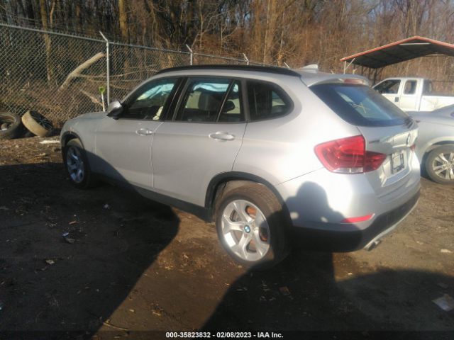 Photo 2 VIN: WBAVM1C58FV316486 - BMW X1 