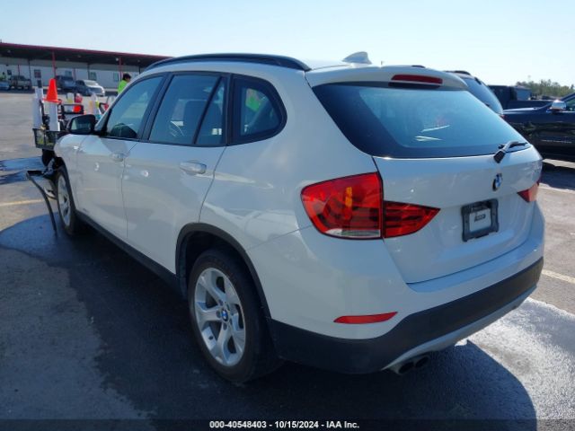 Photo 2 VIN: WBAVM1C58FV319548 - BMW X1 