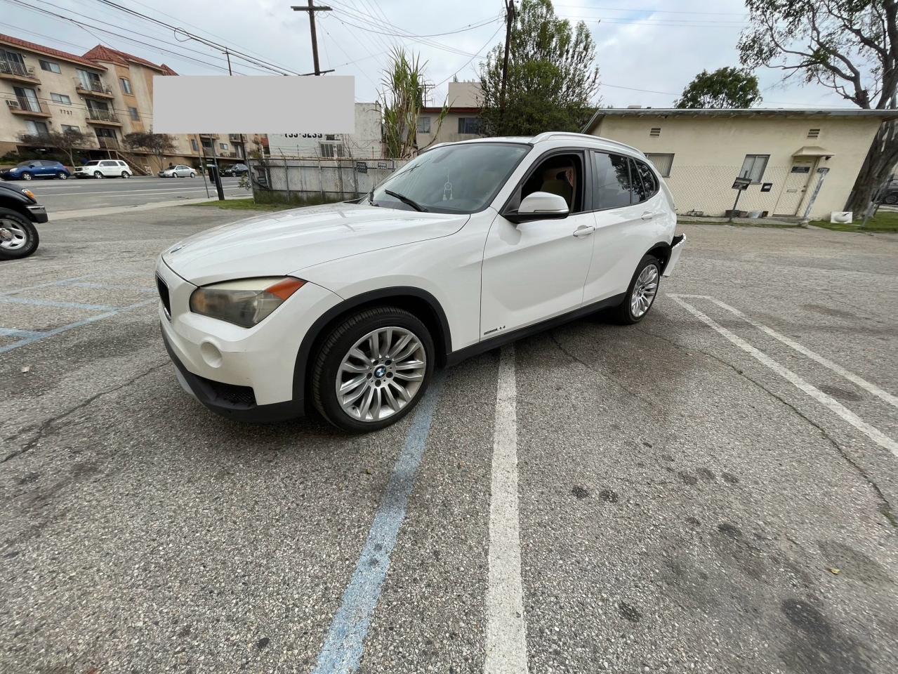 Photo 1 VIN: WBAVM1C59DVW42939 - BMW X1 