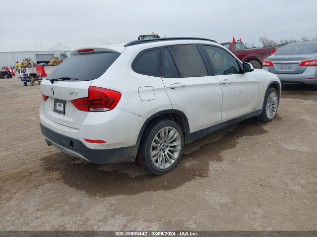 Photo 3 VIN: WBAVM1C59EVW52730 - BMW X1 