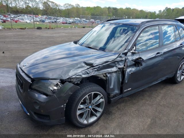 Photo 5 VIN: WBAVM1C59FV316738 - BMW X1 