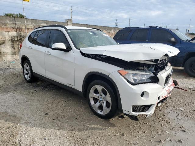 Photo 3 VIN: WBAVM1C59FV317081 - BMW X1 