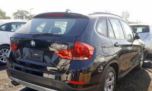 Photo 3 VIN: WBAVM1C59FV497761 - BMW X1 