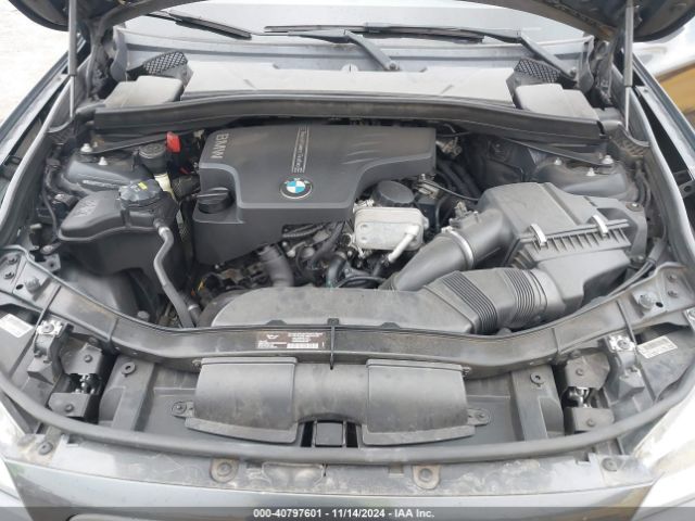 Photo 9 VIN: WBAVM1C59FVC14777 - BMW X1 