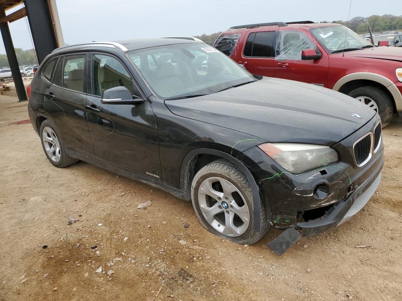 Photo 3 VIN: WBAVM1C5XEVW51506 - BMW X1 