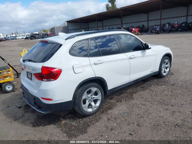 Photo 3 VIN: WBAVM1C5XEVW54020 - BMW X1 