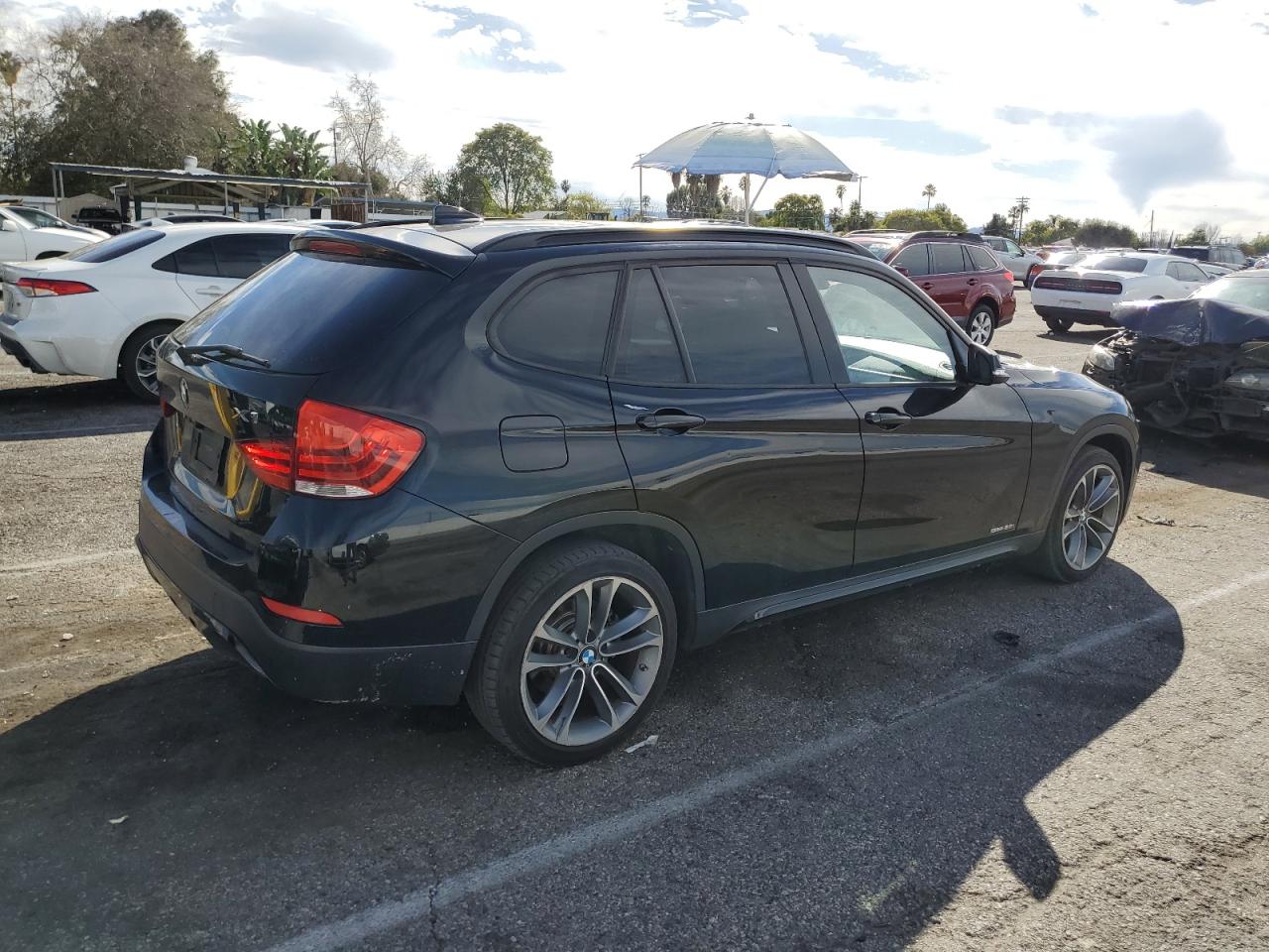 Photo 2 VIN: WBAVM1C5XEVW56544 - BMW X1 