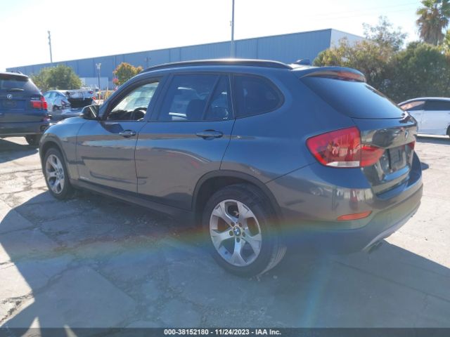 Photo 2 VIN: WBAVM1C5XFV314402 - BMW X1 