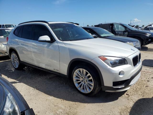 Photo 3 VIN: WBAVM1C5XFV315520 - BMW X1 SDRIVE2 