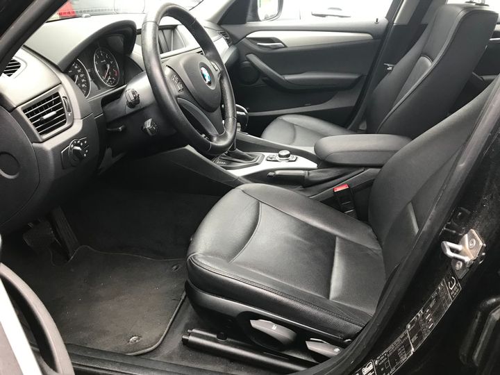 Photo 5 VIN: WBAVM31050VM74164 - BMW X1 