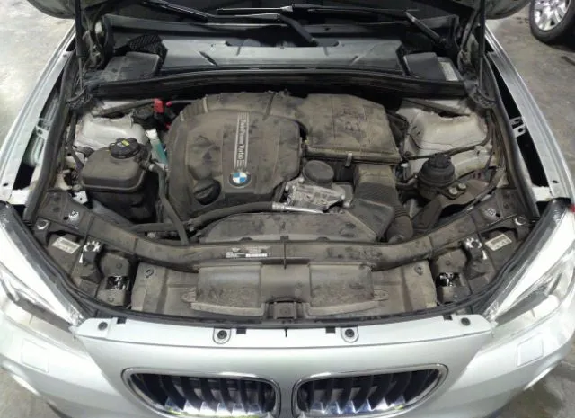 Photo 9 VIN: WBAVM5C50FVV93768 - BMW X1 