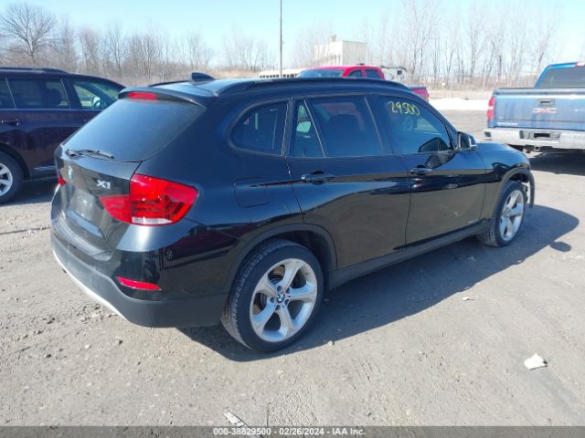 Photo 3 VIN: WBAVM5C52EVV92345 - BMW X1 