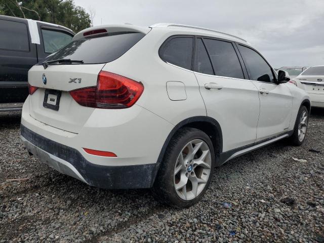 Photo 2 VIN: WBAVM5C53FVV94784 - BMW X1 XDRIVE3 