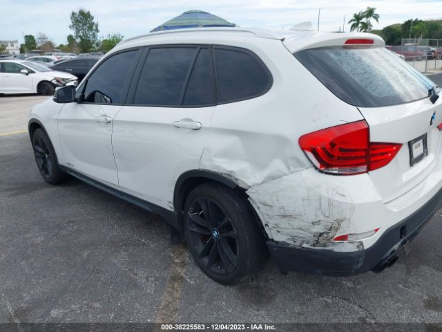 Photo 5 VIN: WBAVM5C55EVV91819 - BMW X1 