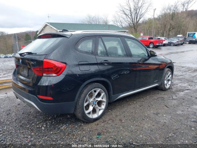 Photo 3 VIN: WBAVM5C56EVV91666 - BMW X1 