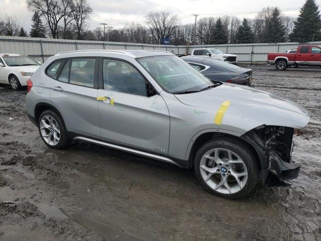 Photo 3 VIN: WBAVM5C57FVV94528 - BMW X1 XDRIVE3 