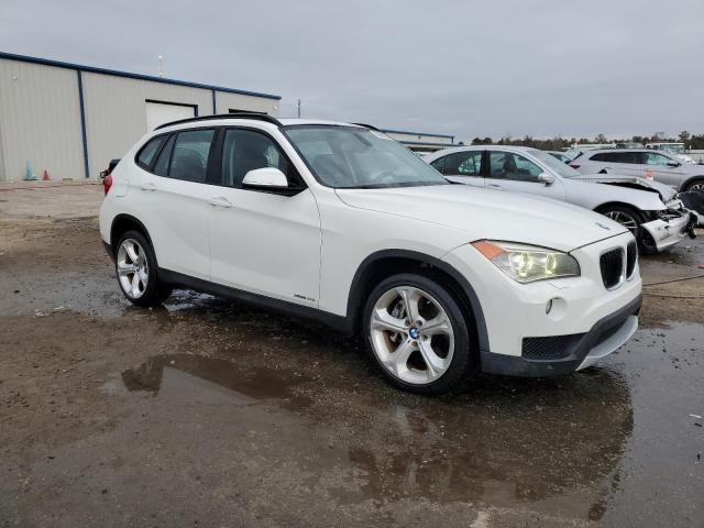 Photo 3 VIN: WBAVM5C58DVV90212 - BMW X1 XDRIVE3 