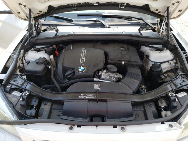 Photo 6 VIN: WBAVM5C5XDVV89465 - BMW X1 