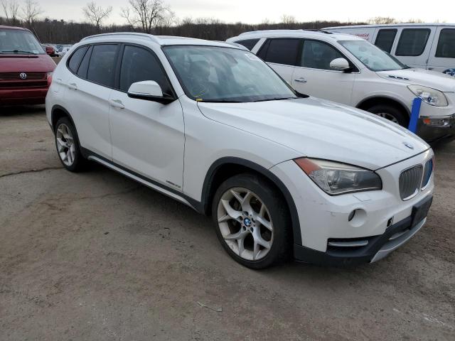 Photo 3 VIN: WBAVM5C5XDVV90406 - BMW X1 