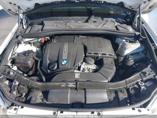 Photo 9 VIN: WBAVM5C5XEVV91492 - BMW X1 