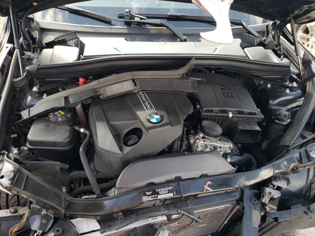 Photo 6 VIN: WBAVM5C5XFVV95026 - BMW X1 XDRIVE3 