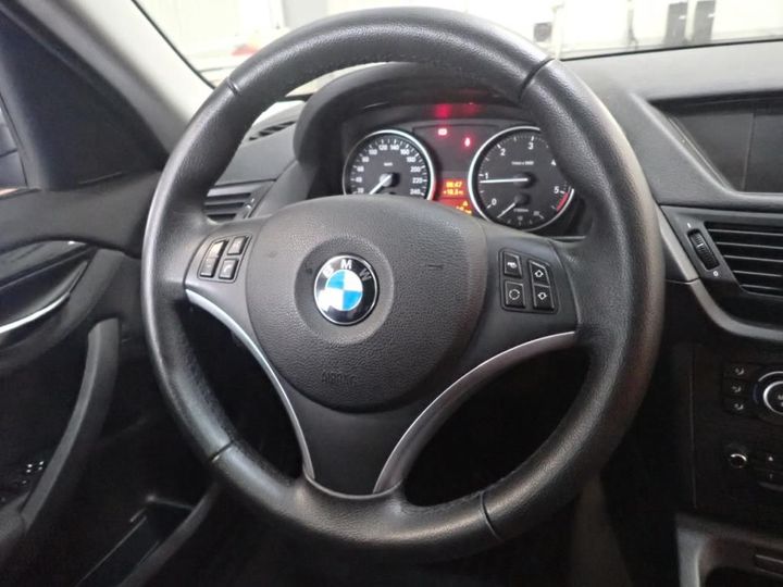 Photo 13 VIN: WBAVN11030VT38004 - BMW X1 