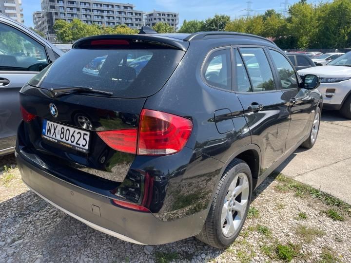 Photo 3 VIN: WBAVN31030VT29492 - BMW X1 SUV 