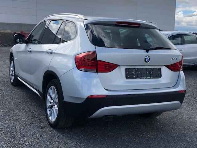 Photo 3 VIN: WBAVP11000VU03112 - BMW X1 SUV 