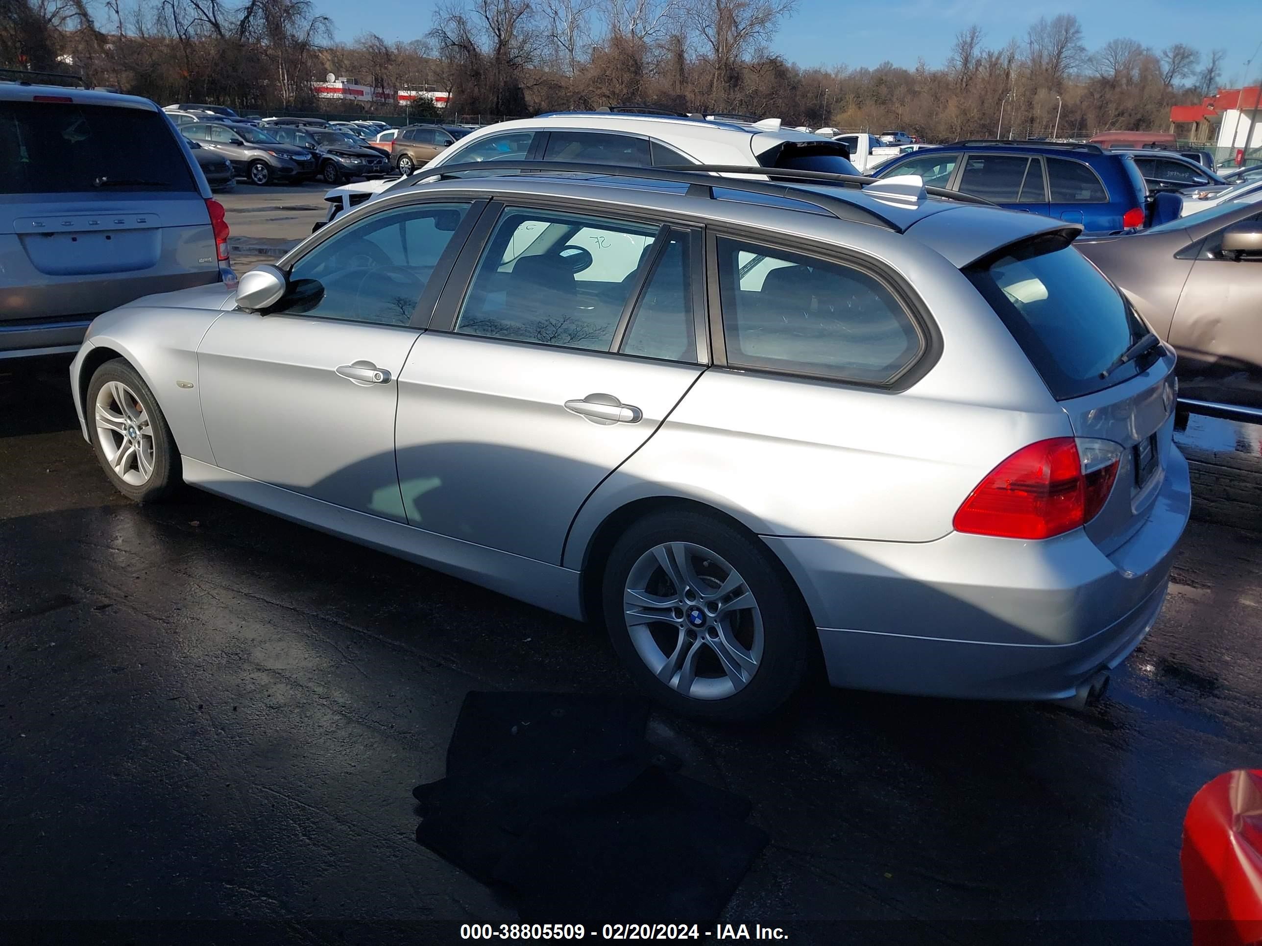 Photo 2 VIN: WBAVS13568FV95164 - BMW 3ER 