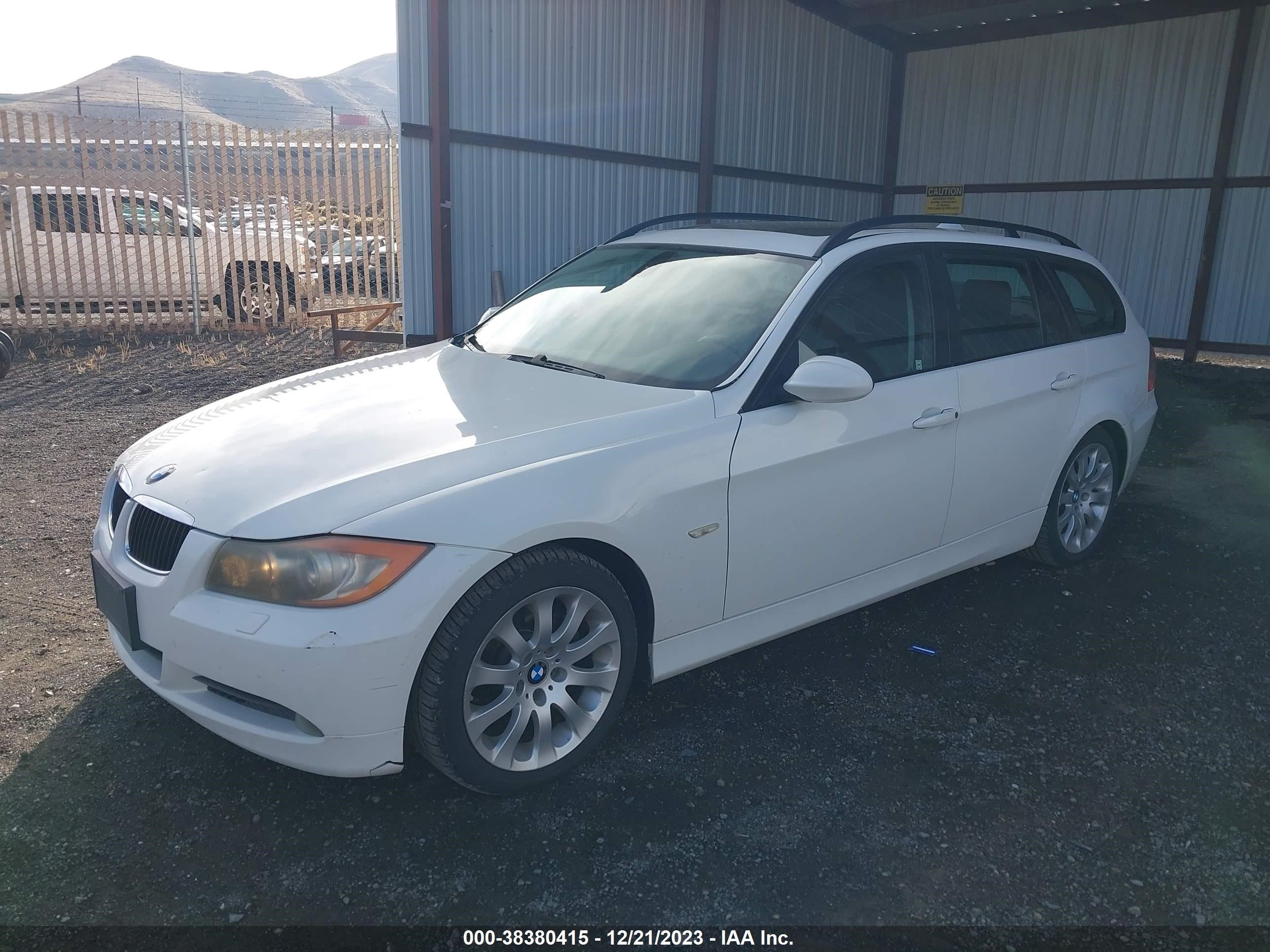 Photo 1 VIN: WBAVT73507FZ37044 - BMW 3ER 