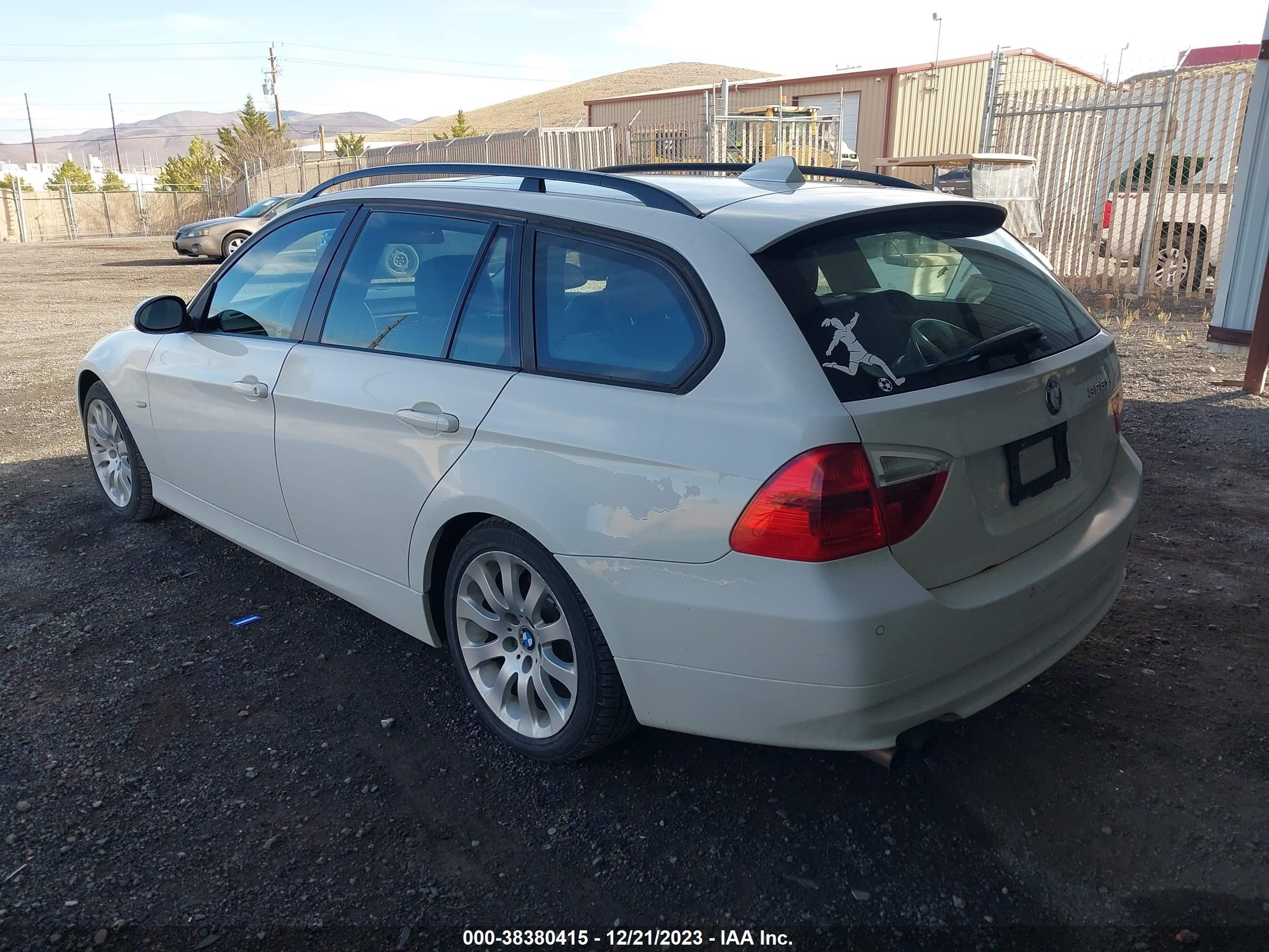 Photo 2 VIN: WBAVT73507FZ37044 - BMW 3ER 