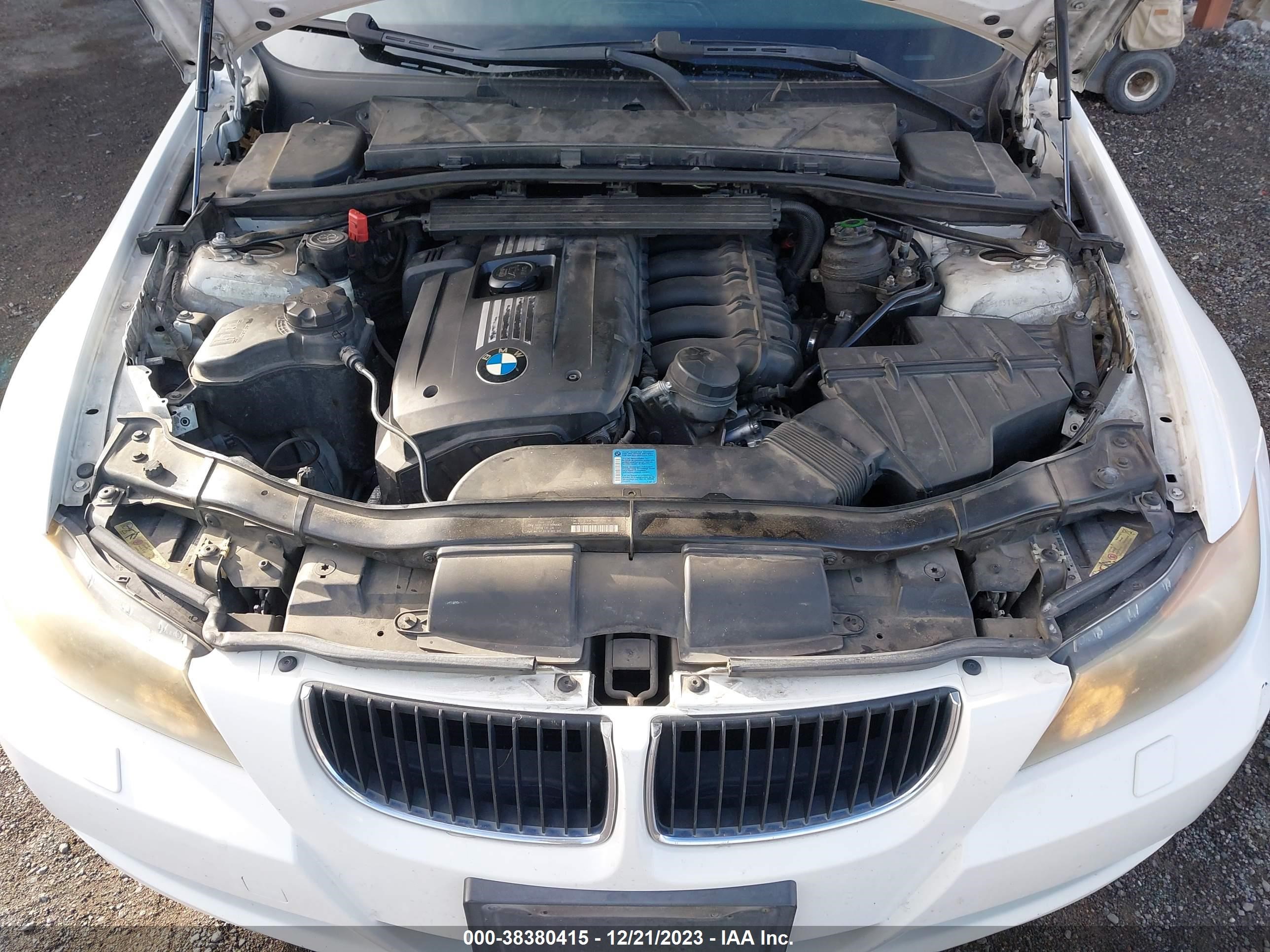 Photo 9 VIN: WBAVT73507FZ37044 - BMW 3ER 