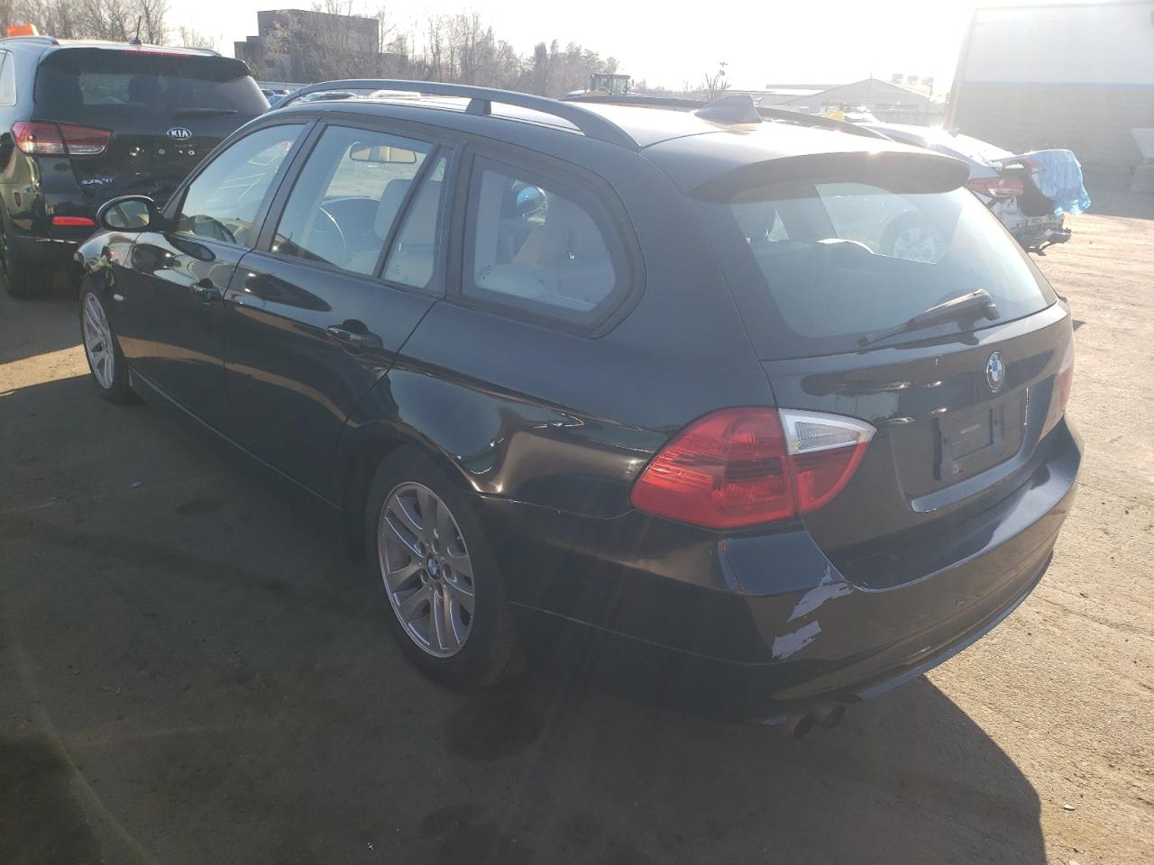 Photo 1 VIN: WBAVT73527FZ36591 - BMW 3ER 