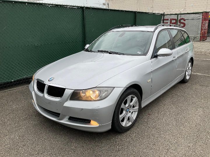 Photo 1 VIN: WBAVU31000KY10076 - BMW 3 SERIES TOURING 