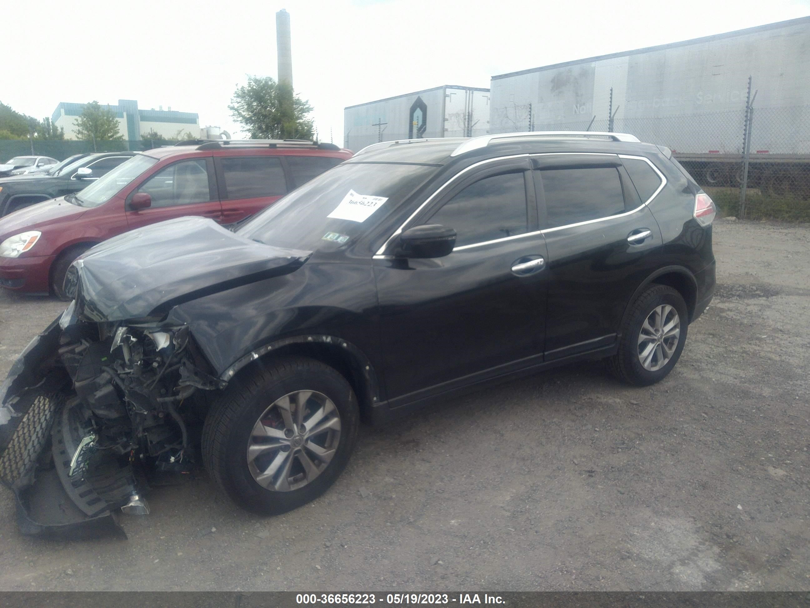 Photo 1 VIN: WBAVU52080A131561 - NISSAN ROGUE 