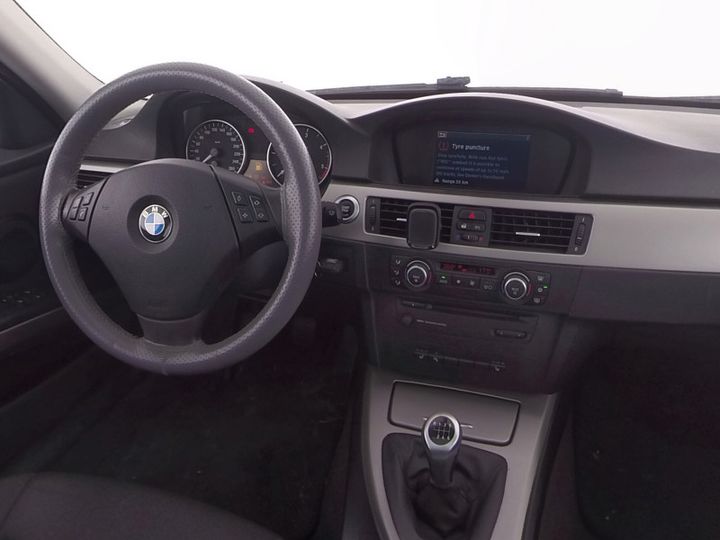 Photo 15 VIN: WBAVU71070KC11539 - BMW BAUREIHE 3 TOURING (INZAHLUNGNAHME MWST. NICHT AUSWEISBAR) 