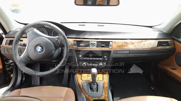 Photo 17 VIN: WBAWA51078JP99698 - BMW 320I 