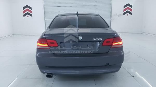 Photo 6 VIN: WBAWA51088JP99581 - BMW 320I 