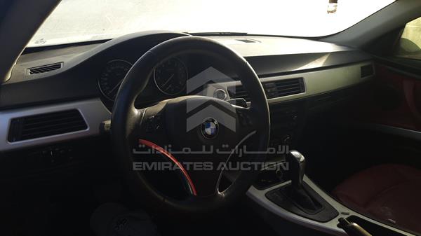 Photo 10 VIN: WBAWB31058P112216 - BMW 325 